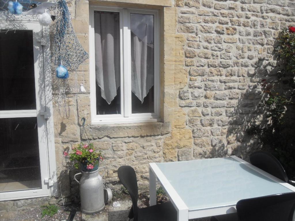 Gites De Mer Port-en-Bessin-Huppain Luaran gambar